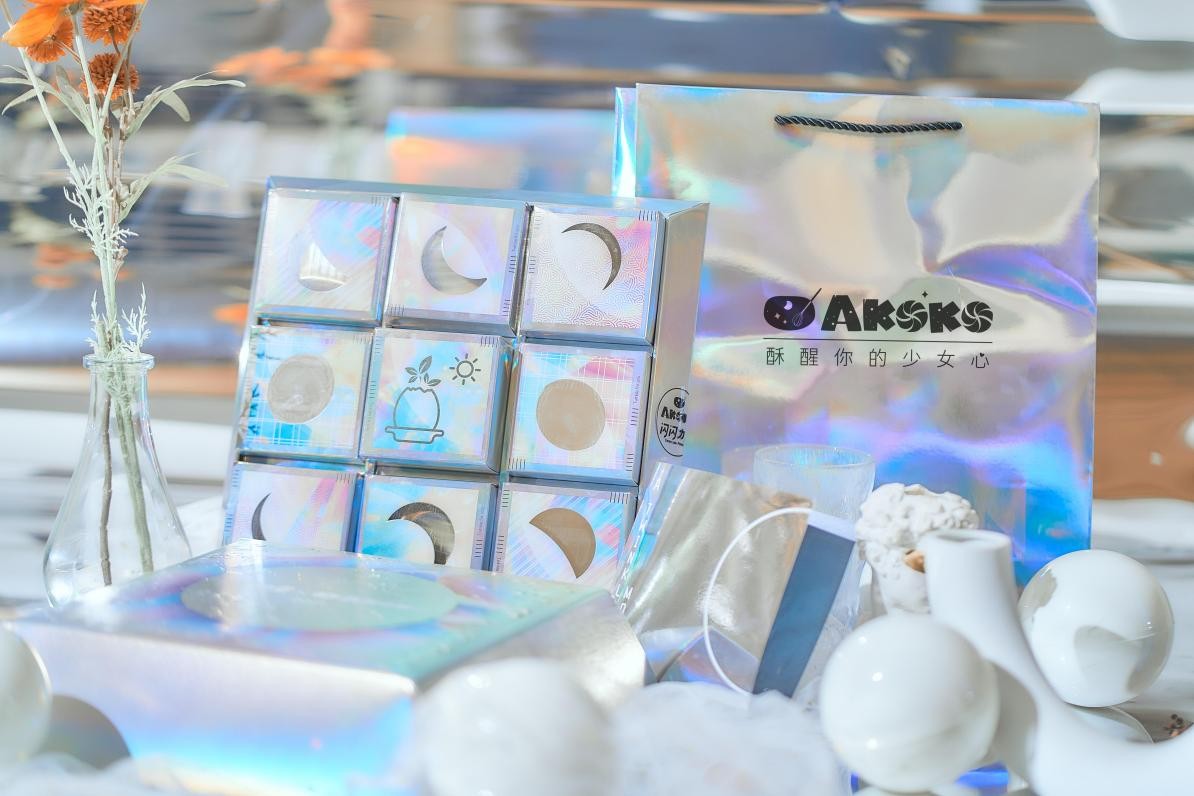 中秋礼盒层出不穷,AKOKO联名闪闪力量演绎更多可能